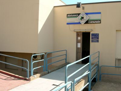 Esterno biblioteca